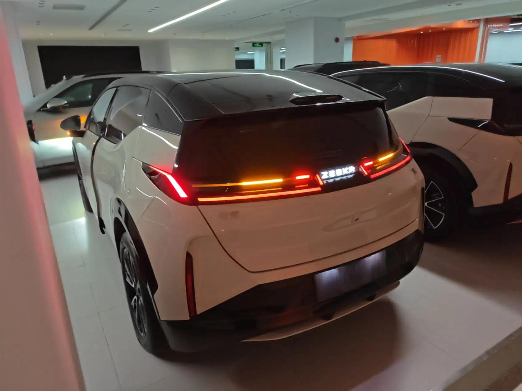 Zeekr X 2025 Four-Seater Rear-Drive Cube Version — миниатюра 13
