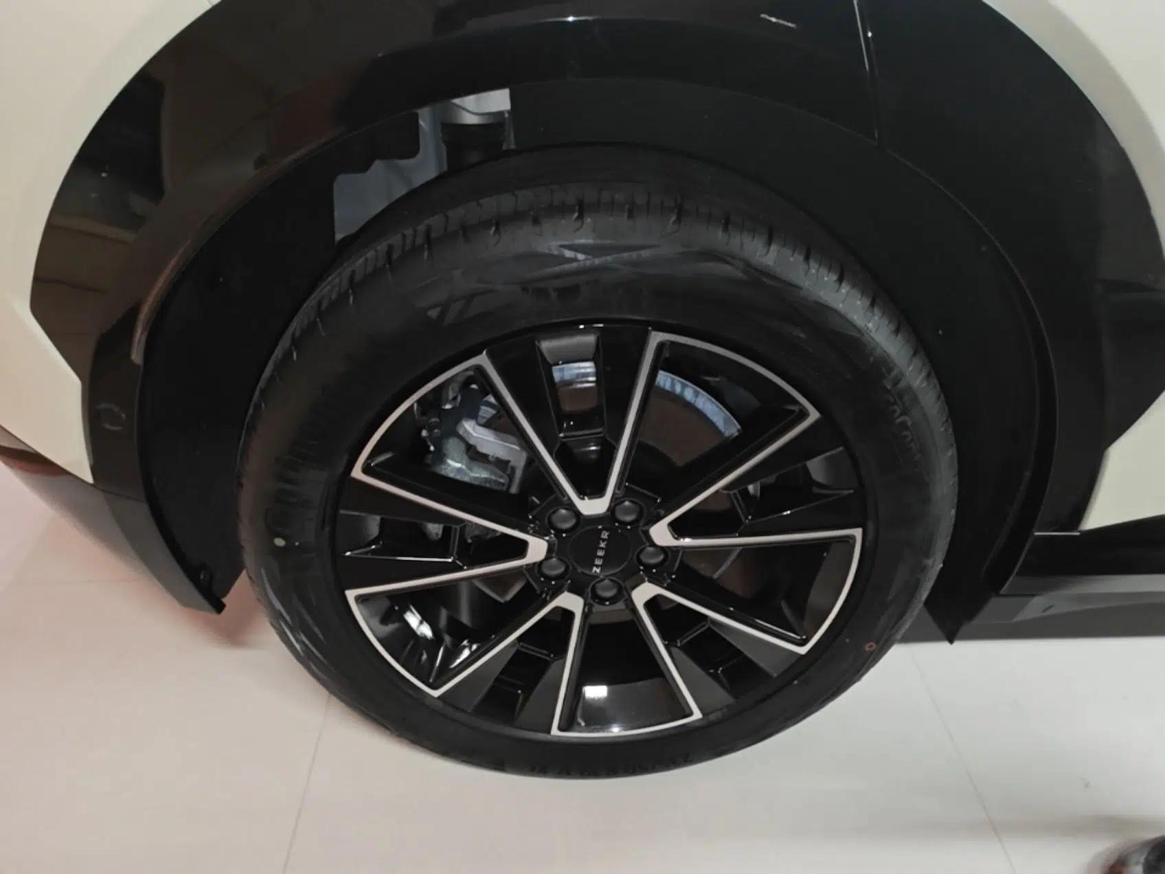 Zeekr X 2025 Four-Seater Rear-Drive Cube Version — миниатюра 16