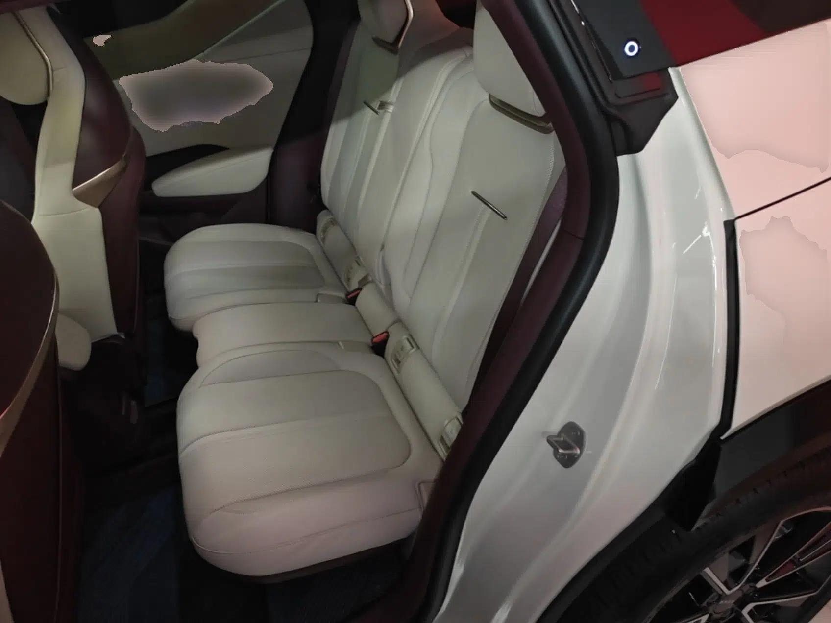 Zeekr X 2025 Four-Seater Rear-Drive Cube Version — миниатюра 25