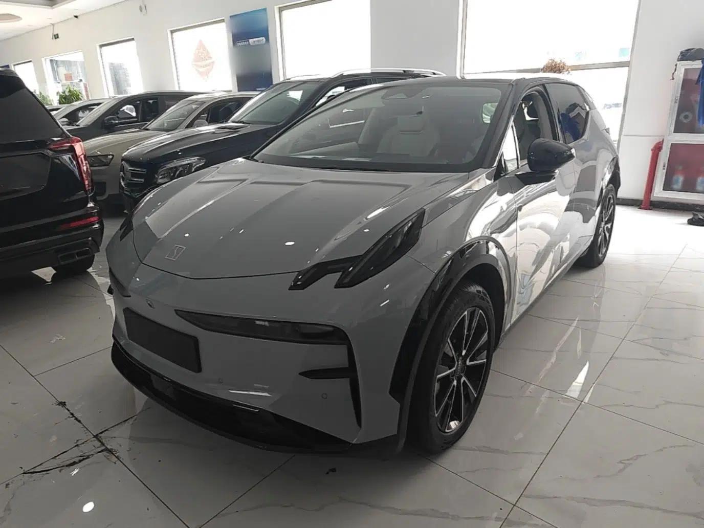 Zeekr X 2023 Four-Wheel-Drive YOU Edition 5 Seats — миниатюра 1