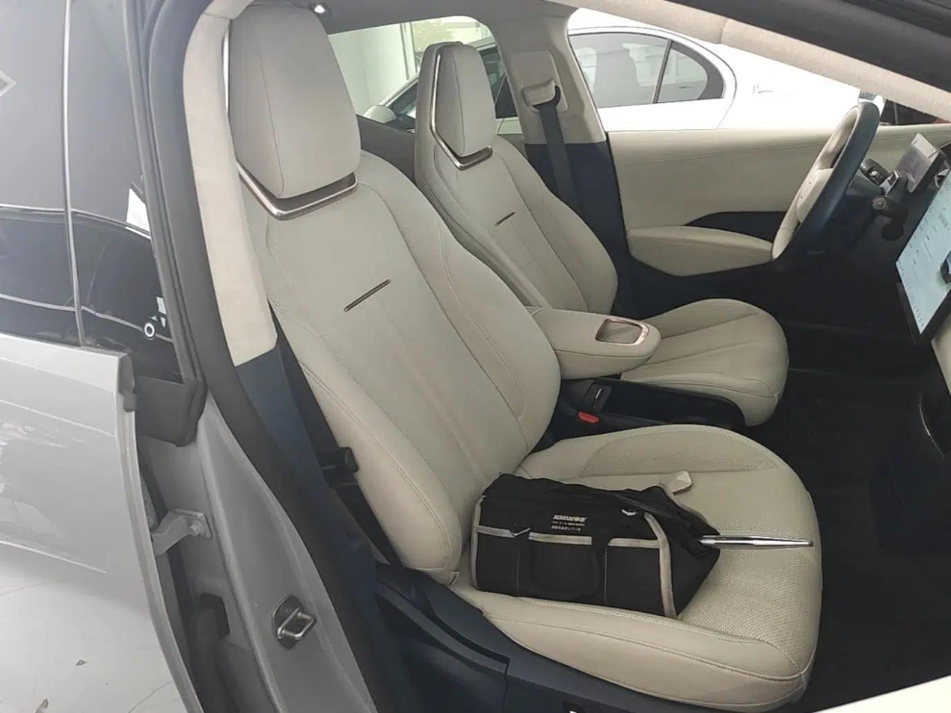 Zeekr X 2023 Four-Wheel-Drive YOU Edition 5 Seats — миниатюра 19