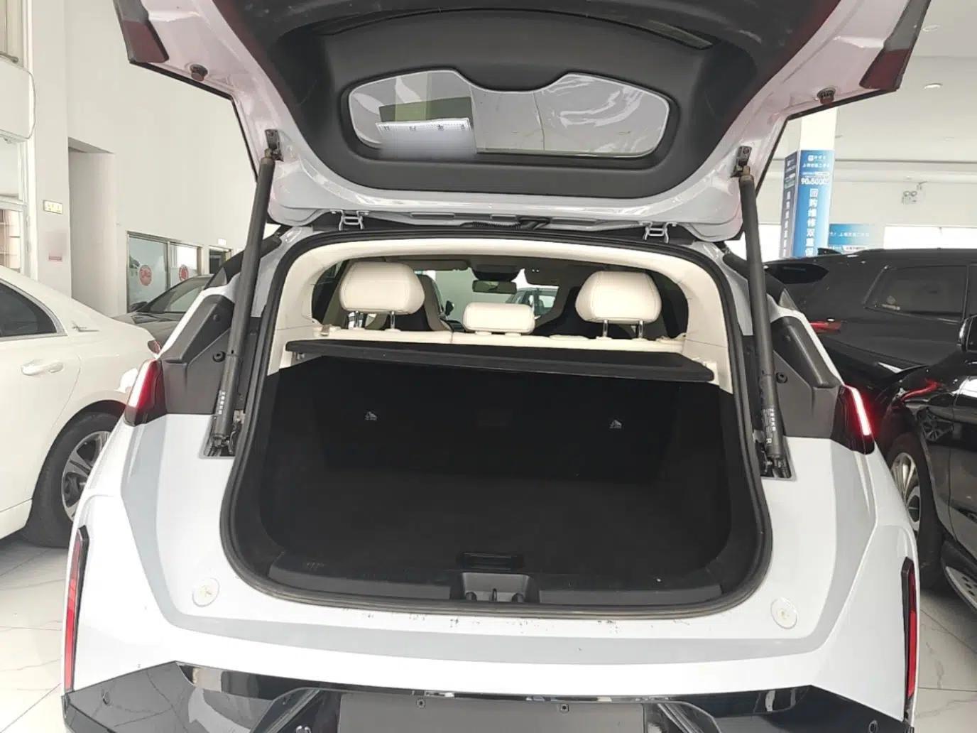 Zeekr X 2023 Four-Wheel-Drive YOU Edition 5 Seats — миниатюра 22