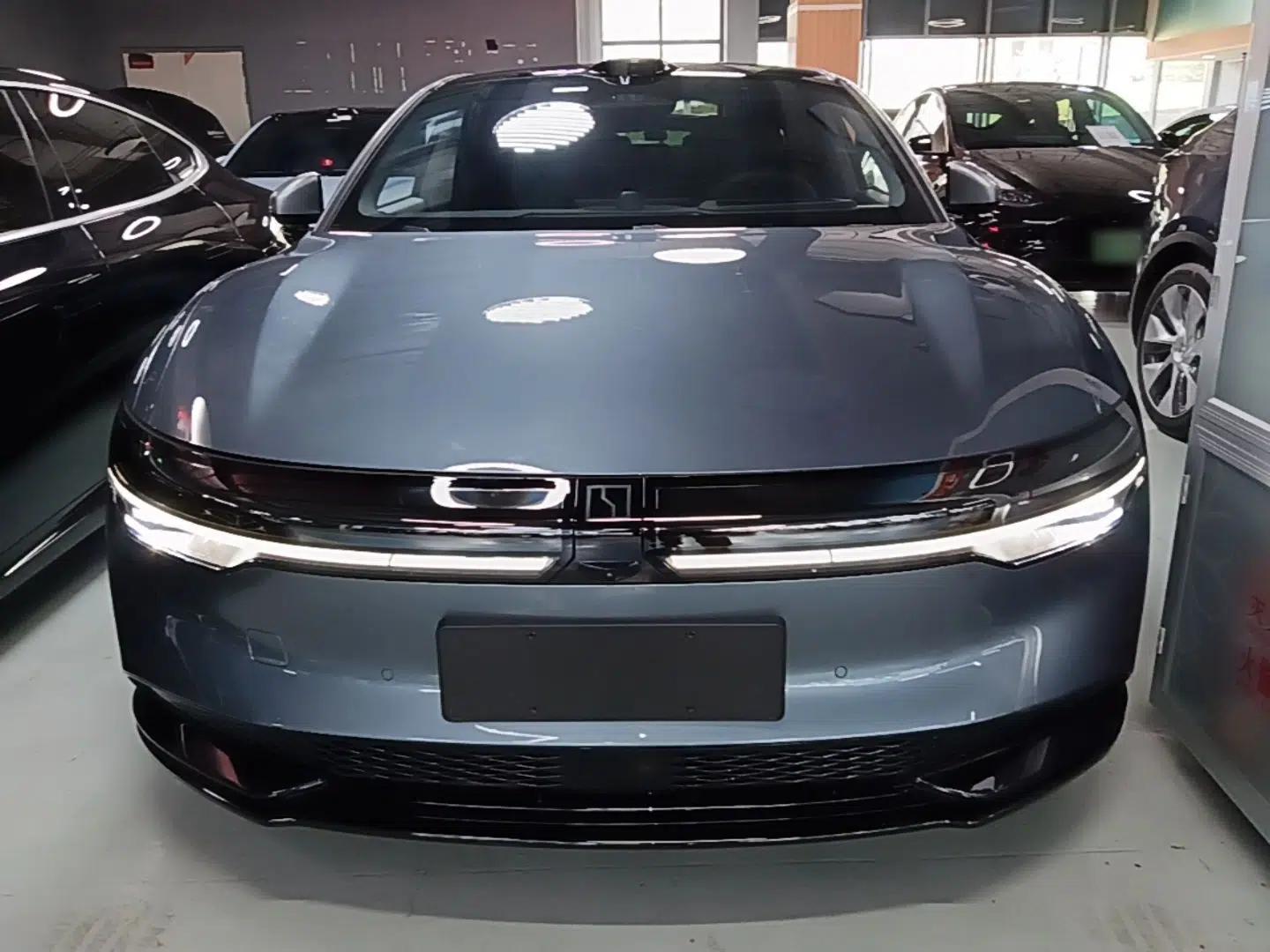 Zeekr 007 2025 Rear-Drive Intelligent Driving Version 75 kWh — миниатюра 2