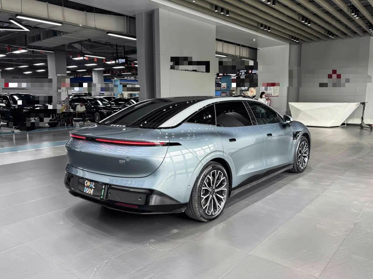 Zeekr 007 2025 Rear-Drive Intelligent Driving Version 75 kWh — миниатюра 6