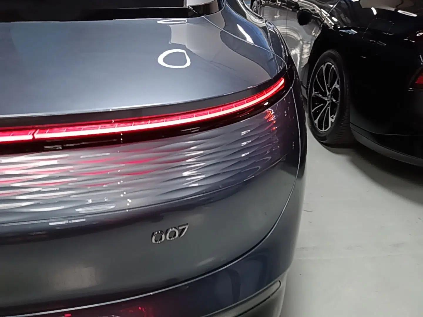 Zeekr 007 2025 Rear-Drive Intelligent Driving Version 75 kWh — миниатюра 9