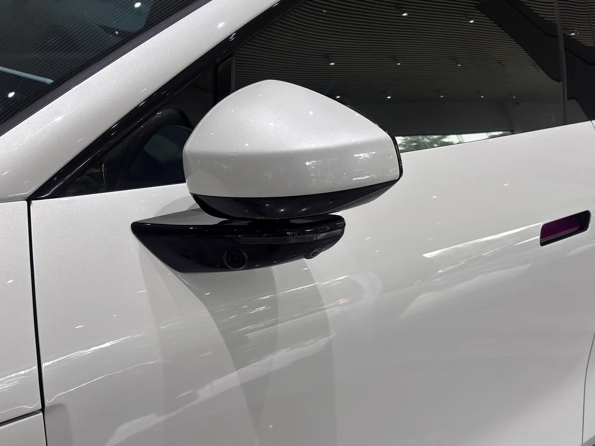 Zeekr 007 2024 Rear-Drive Intelligent Driving Version 100 kWh — миниатюра 15
