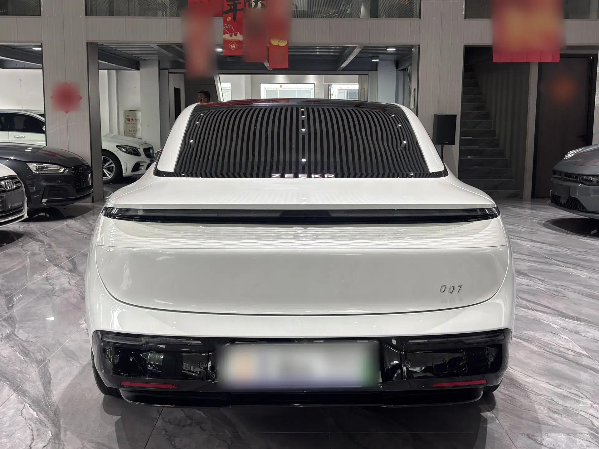 Zeekr 007 2024 Rear-Drive Intelligent Driving Version 100 kWh — миниатюра 20