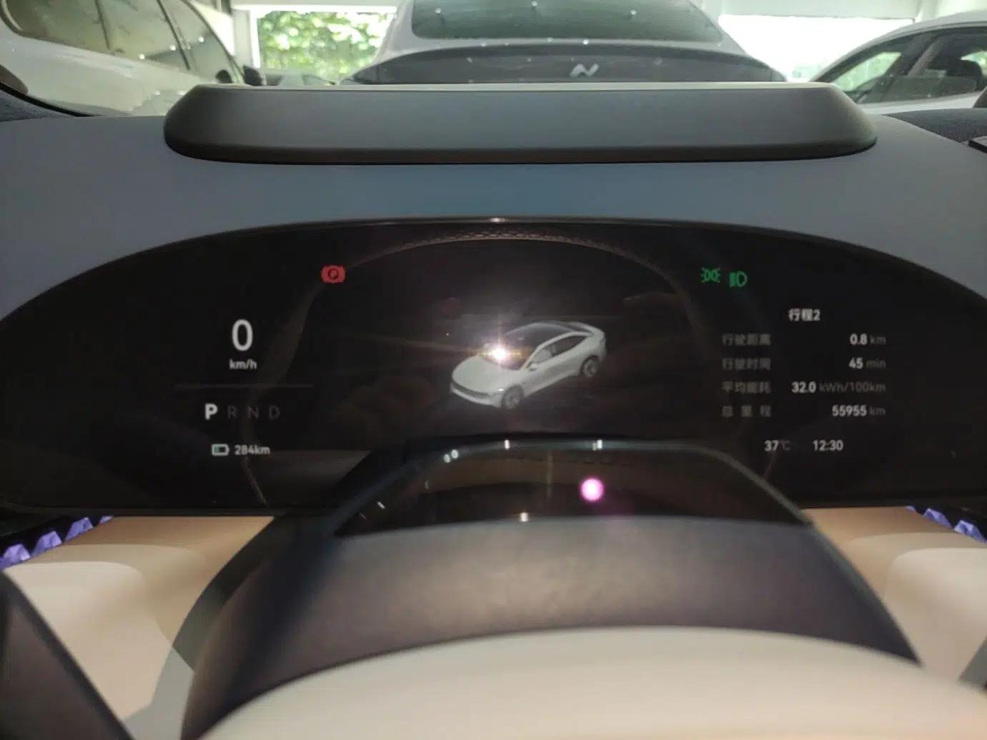 Zeekr 007 2024 Rear-Drive Intelligent Driving Version 100 kWh — миниатюра 24