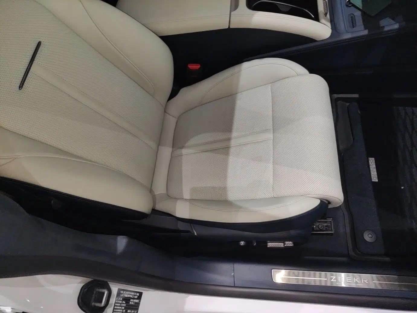 Zeekr 007 2024 Rear-Drive Intelligent Driving Version 100 kWh — миниатюра 29