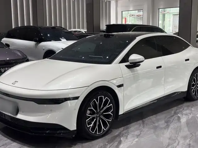 Zeekr 007 2024 Rear-Drive Intelligent Driving Version 100 kWh