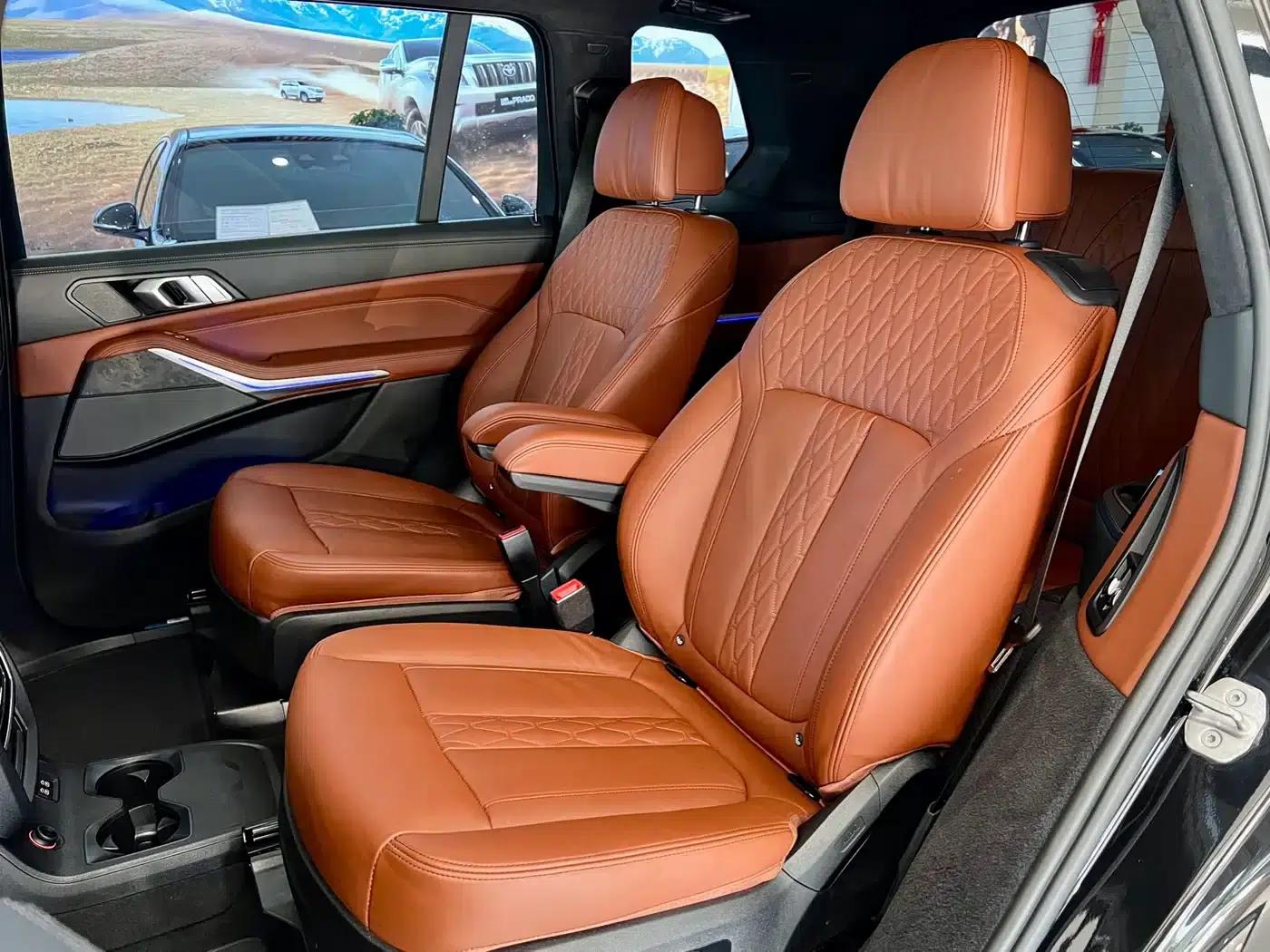 BMW X7 2023 xDrive40i M Sport Package — миниатюра 11