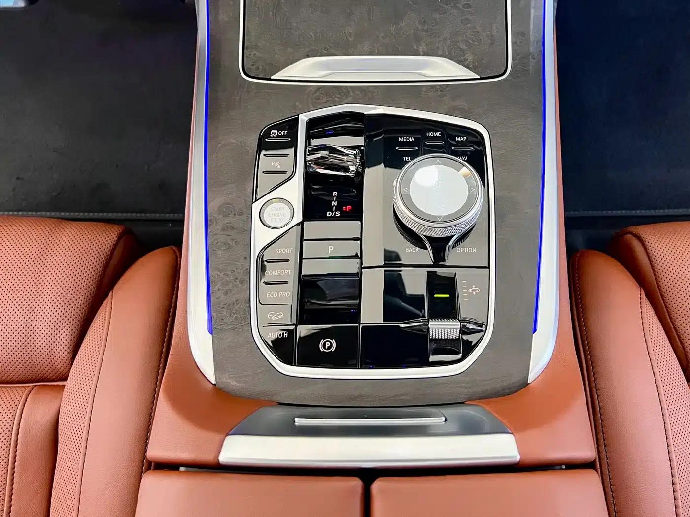 BMW X7 2023 xDrive40i M Sport Package — миниатюра 20