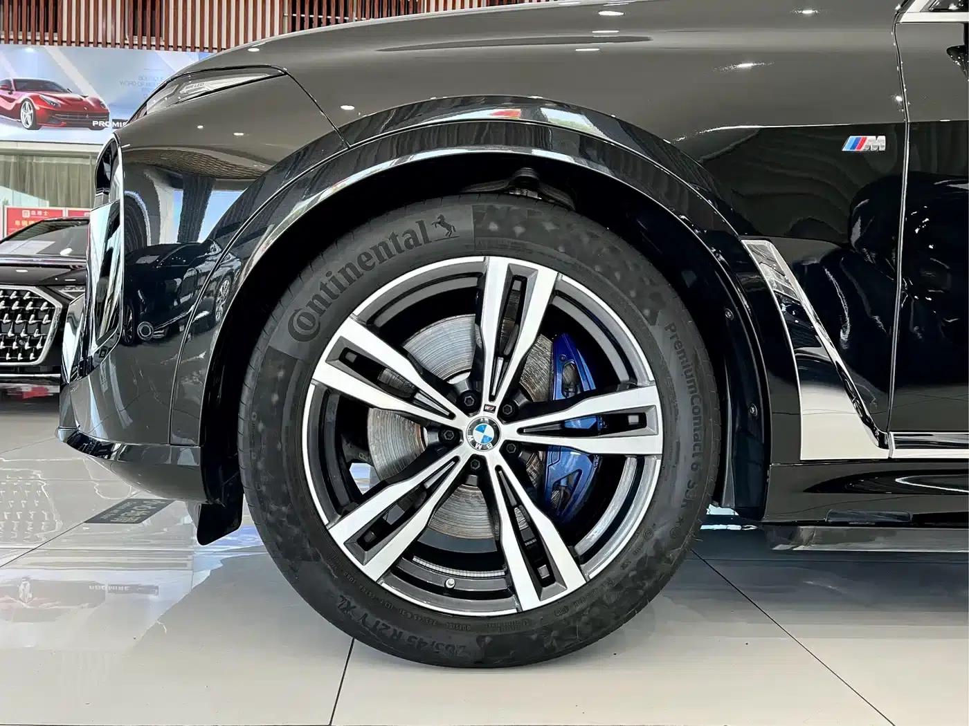 BMW X7 2023 xDrive40i M Sport Package — миниатюра 28