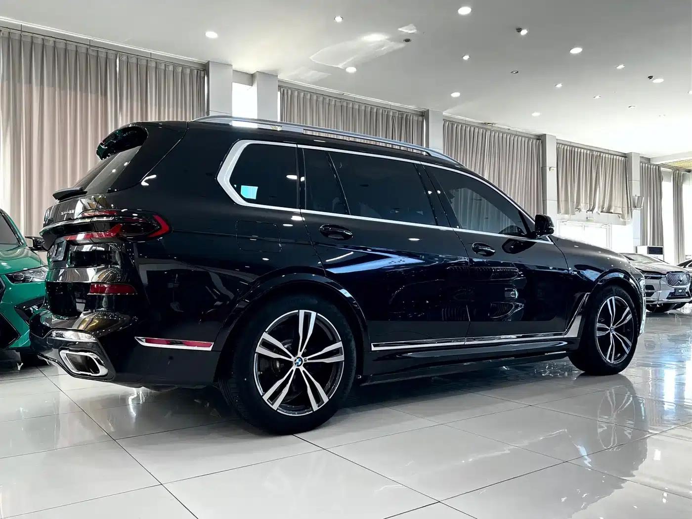 BMW X7 2023 xDrive40i M Sport Package — миниатюра 4