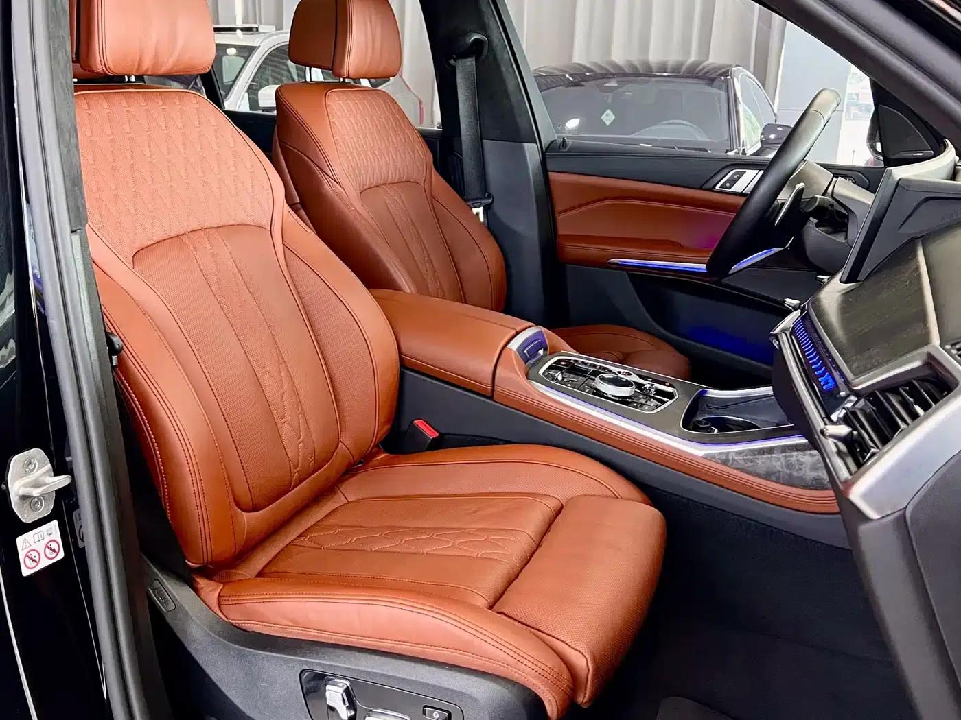 BMW X7 2023 xDrive40i M Sport Package — миниатюра 8
