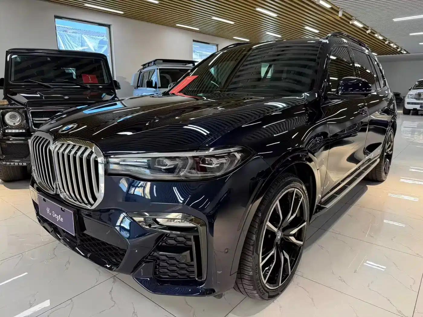 2019 BMW X7 xDrive40i Executive M Sport Package — миниатюра 2