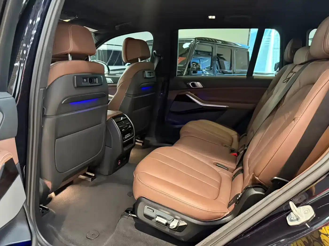2019 BMW X7 xDrive40i Executive M Sport Package — миниатюра 12