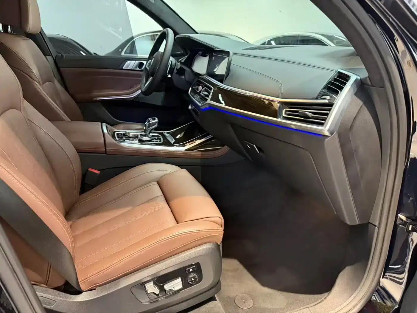 2019 BMW X7 xDrive40i Executive M Sport Package — миниатюра 9