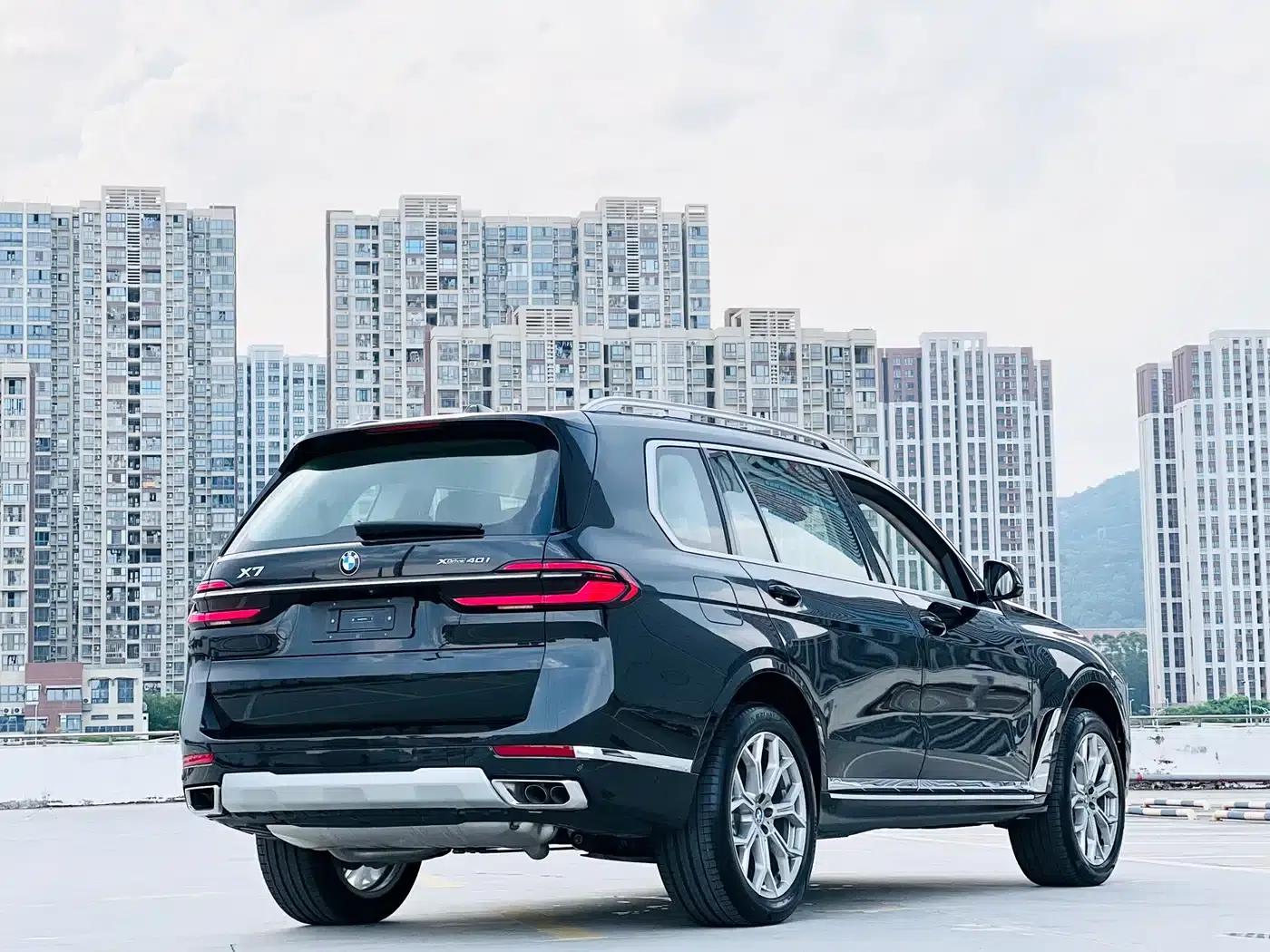 BMW X7 2023 xDrive40i Leading Luxury Package — миниатюра 11