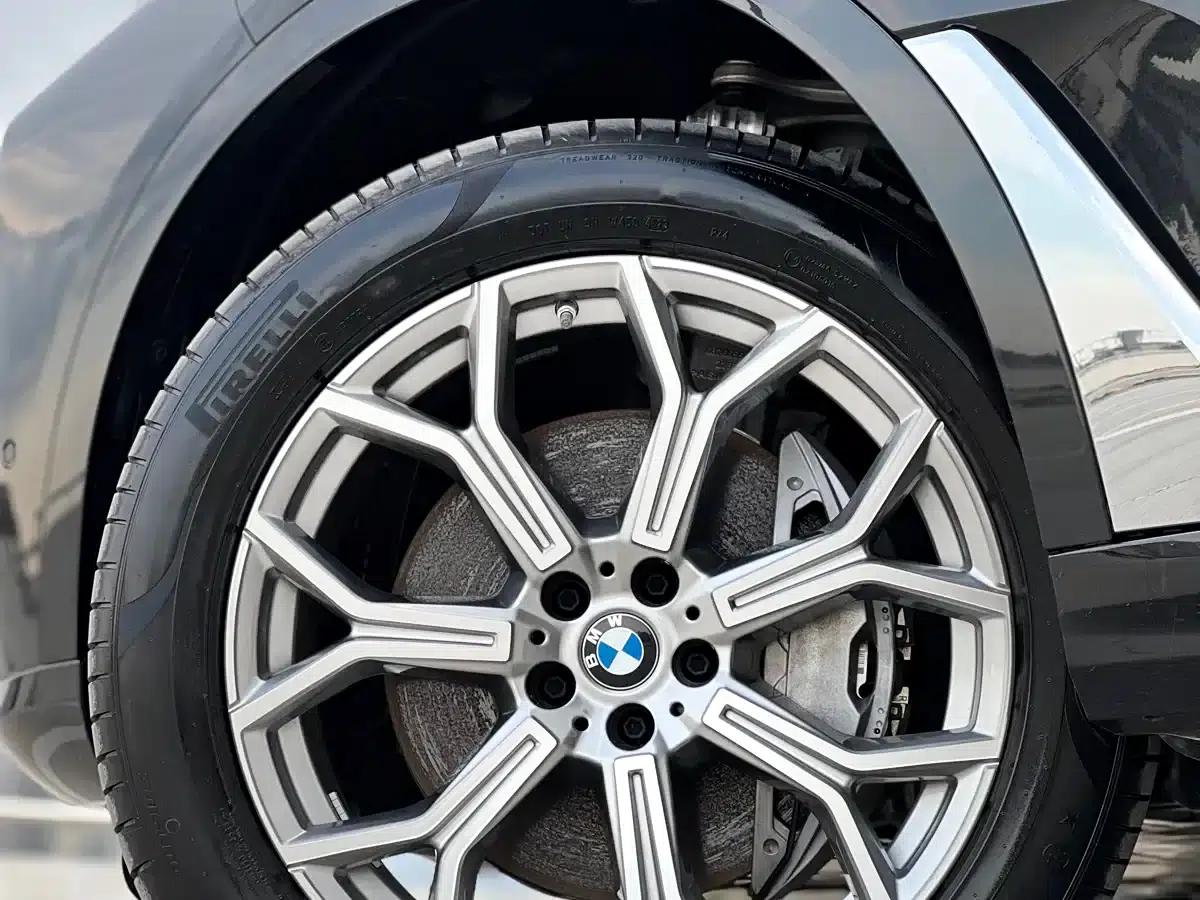 BMW X7 2023 xDrive40i Leading Luxury Package — миниатюра 13