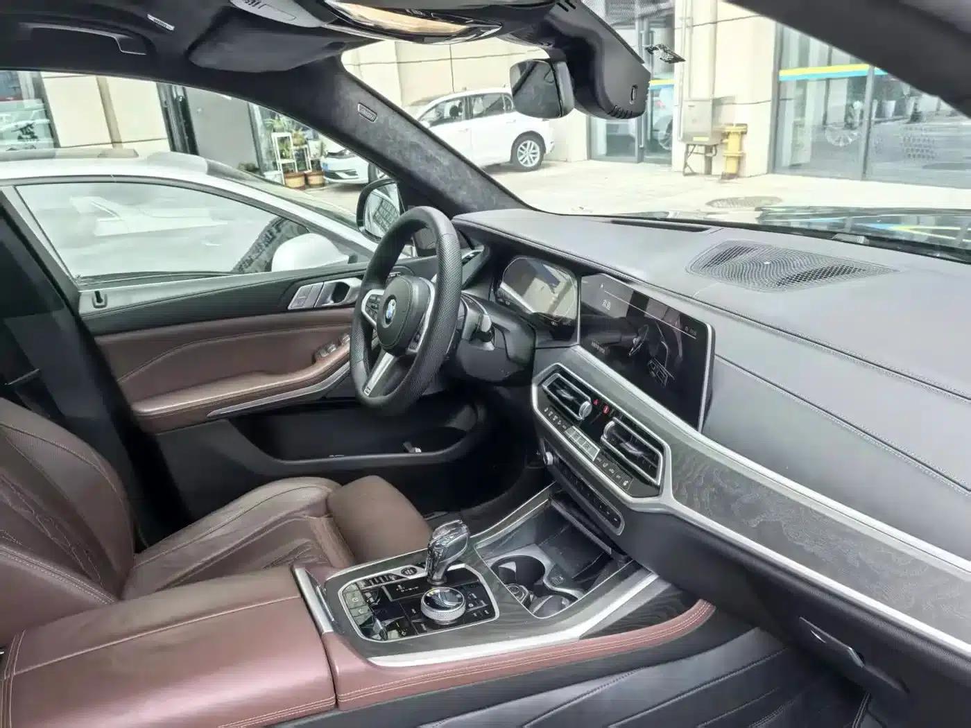 BMW X7 2022 xDrive40i M Sport Package — миниатюра 6