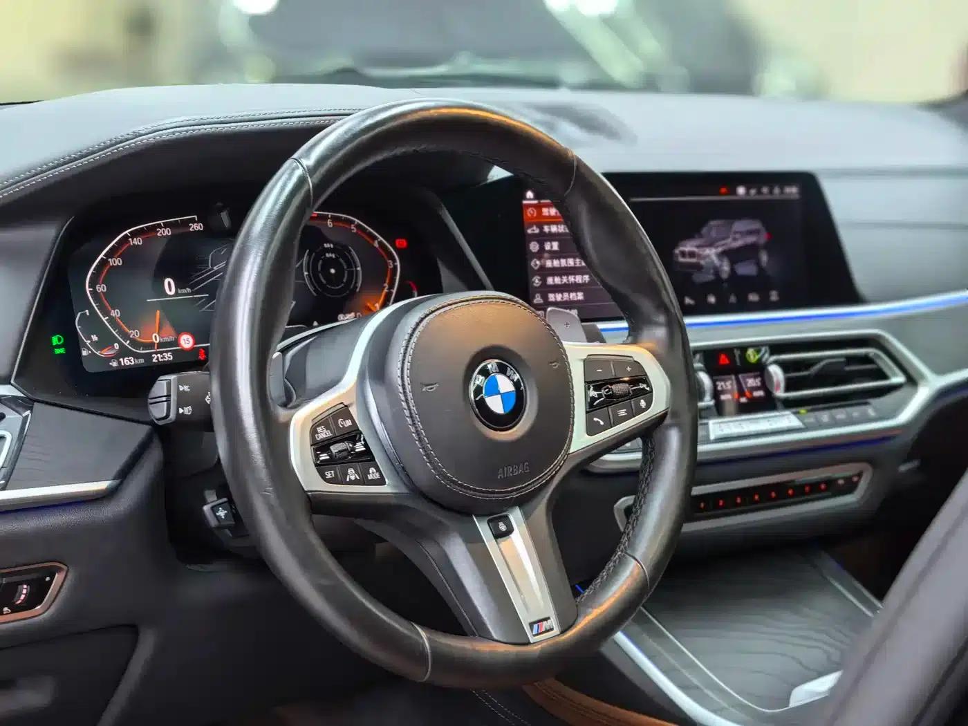 2019 BMW X7 xDrive40i Executive M Sport Package — миниатюра 15