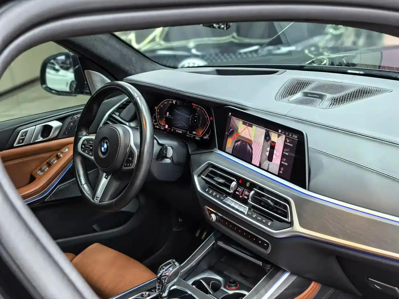 2019 BMW X7 xDrive40i Executive M Sport Package — миниатюра 24