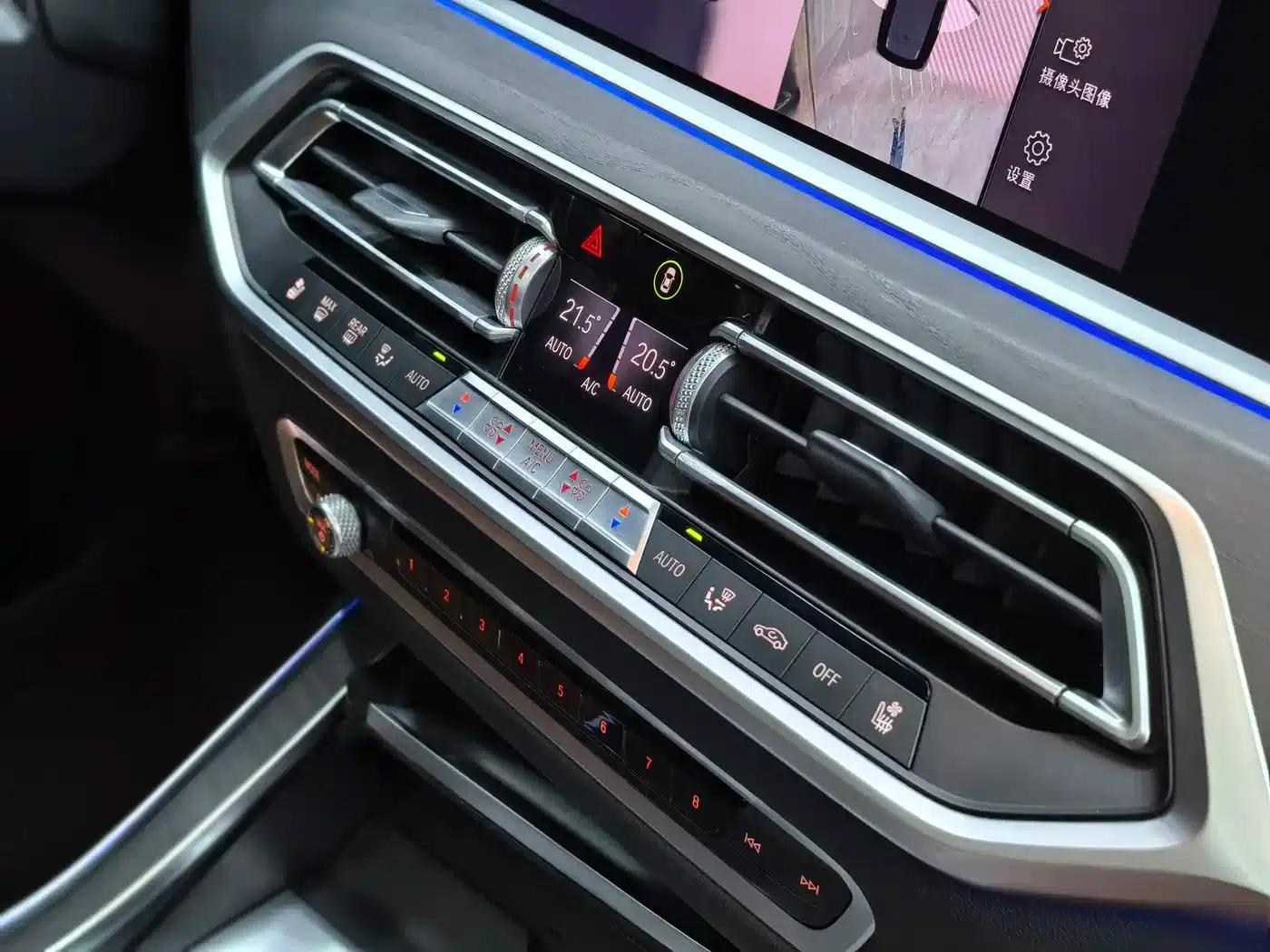 2019 BMW X7 xDrive40i Executive M Sport Package — миниатюра 28