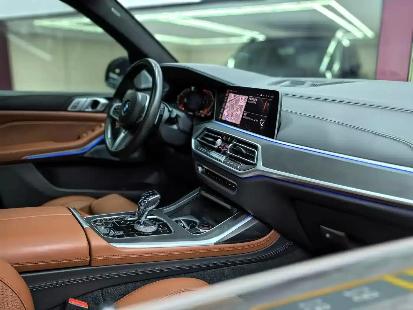 2019 BMW X7 xDrive40i Executive M Sport Package — миниатюра 31