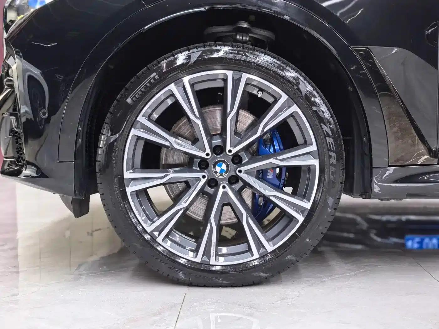 2019 BMW X7 xDrive40i Executive M Sport Package — миниатюра 42