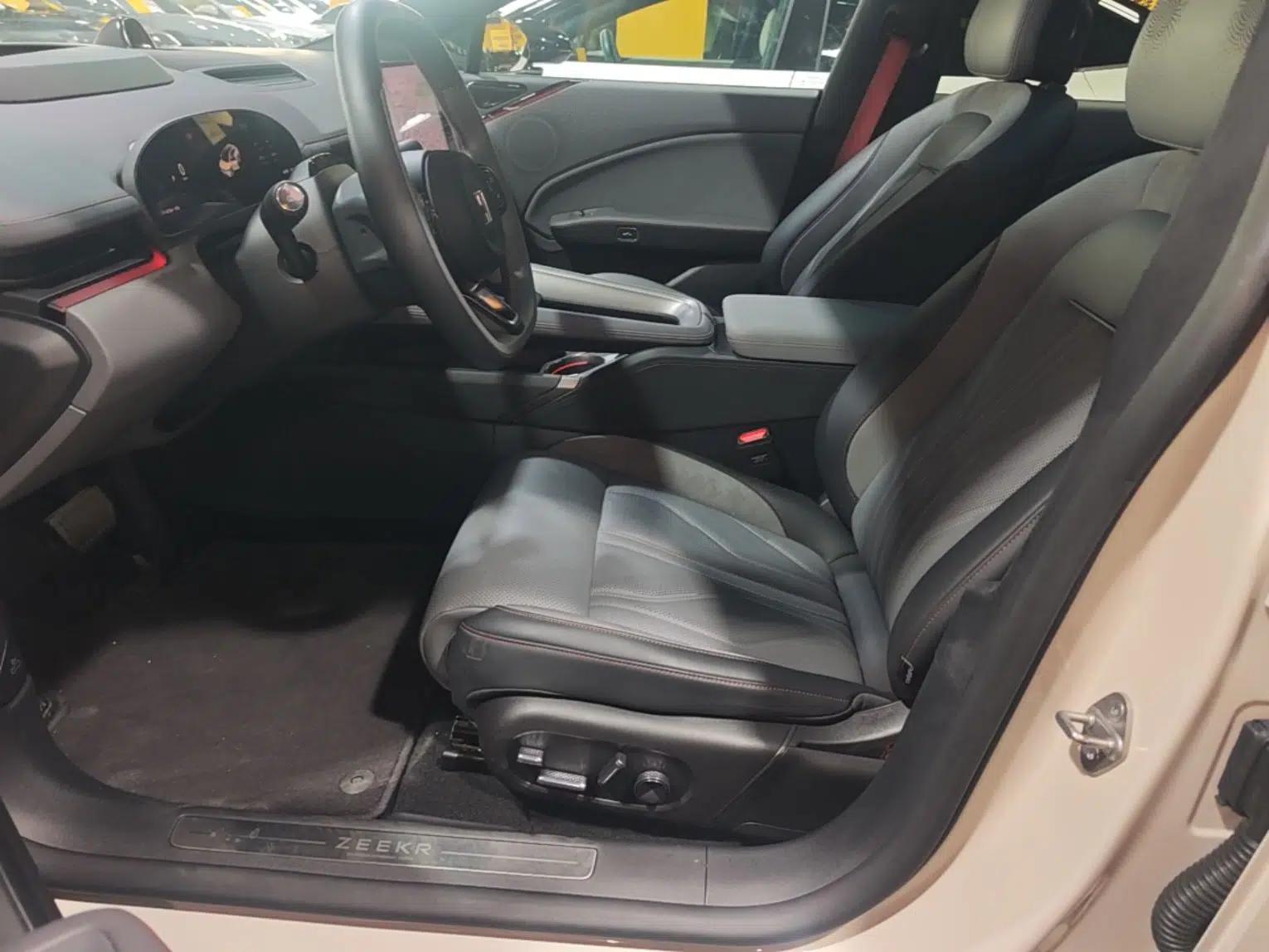 Zeekr 007GT 2025 Long-Range Rear-Wheel Drive Intelligent Driving Version 100 kWh — миниатюра 22