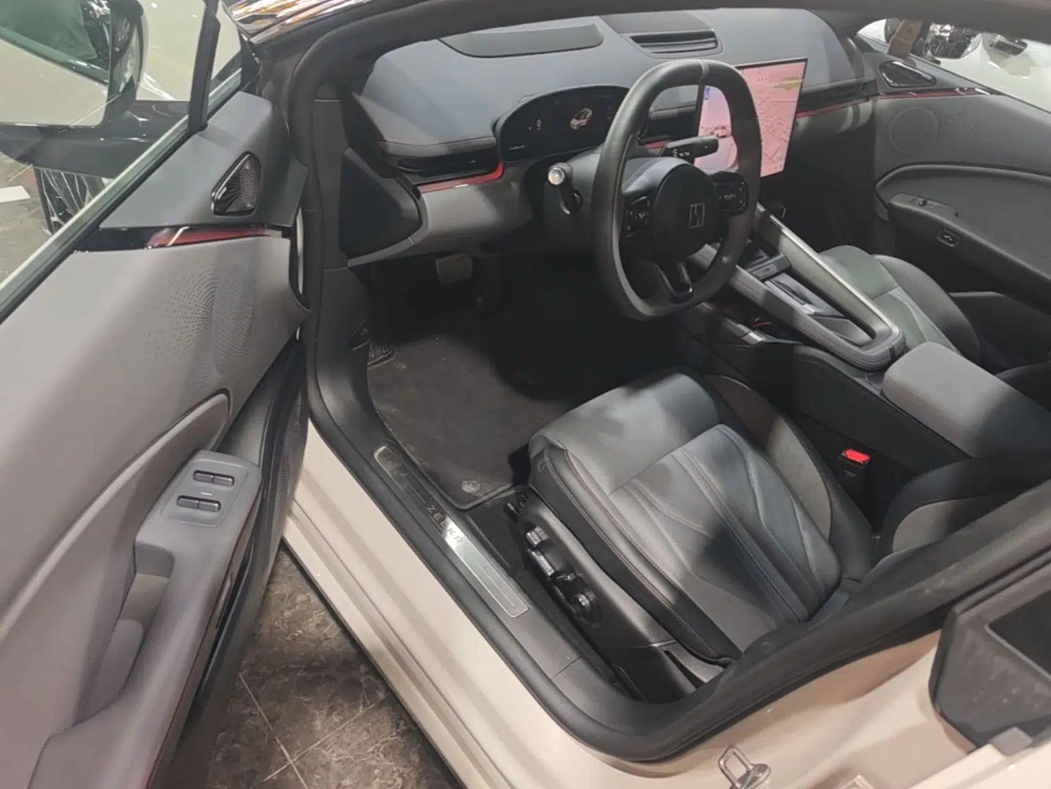 Zeekr 007GT 2025 Long-Range Rear-Wheel Drive Intelligent Driving Version 100 kWh — миниатюра 23