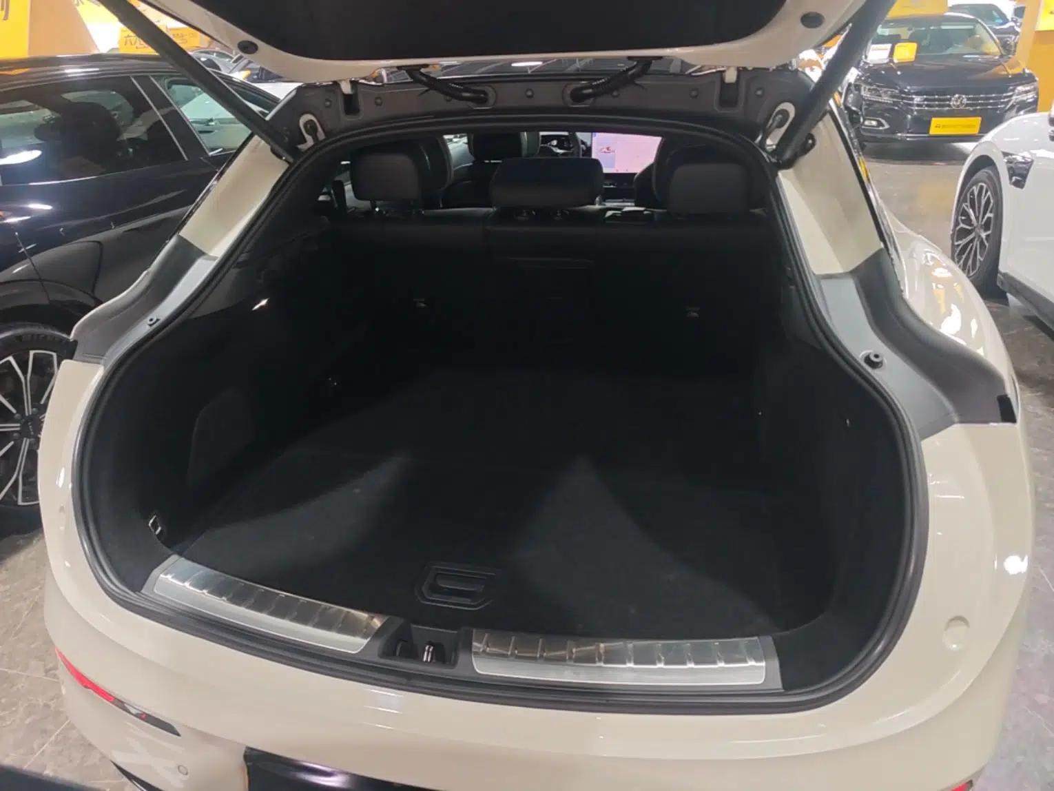 Zeekr 007GT 2025 Long-Range Rear-Wheel Drive Intelligent Driving Version 100 kWh — миниатюра 27