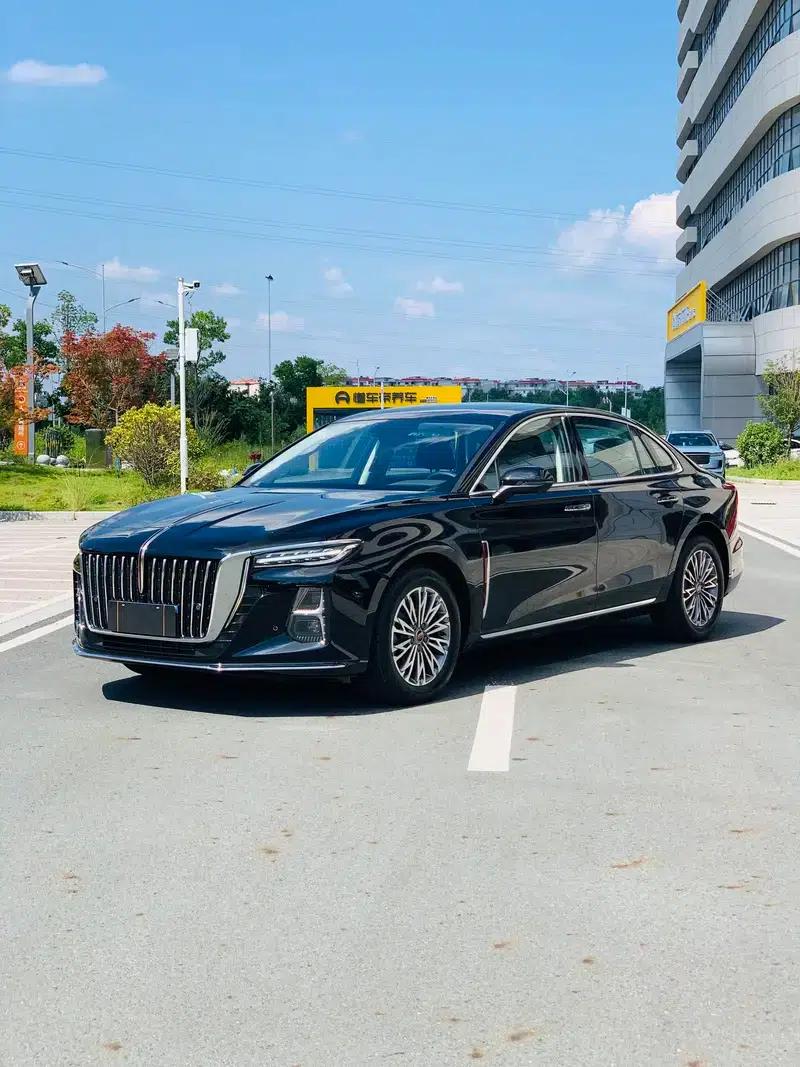 Hongqi H5 2025 1.5T HEV Flagship Edition — миниатюра 1