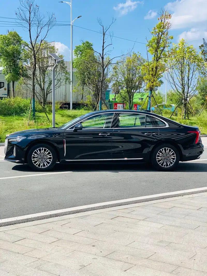 Hongqi H5 2025 1.5T HEV Flagship Edition — миниатюра 2