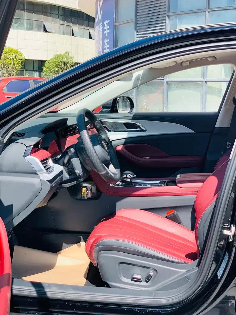 Hongqi H5 2025 1.5T HEV Flagship Edition — миниатюра 16
