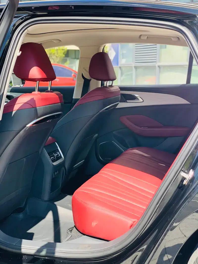 Hongqi H5 2025 1.5T HEV Flagship Edition — миниатюра 17