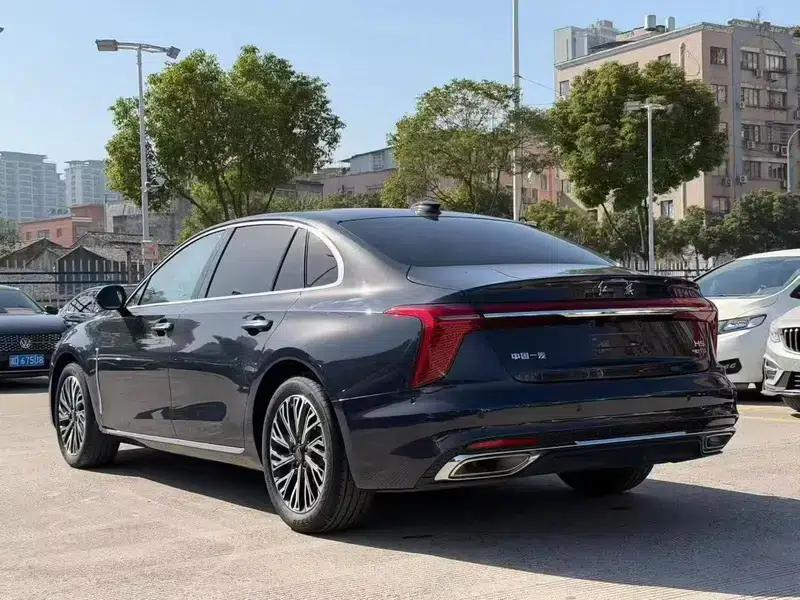 Hongqi H5 2024 2.0T Automatic Intelligent Flagship Edition — миниатюра 4