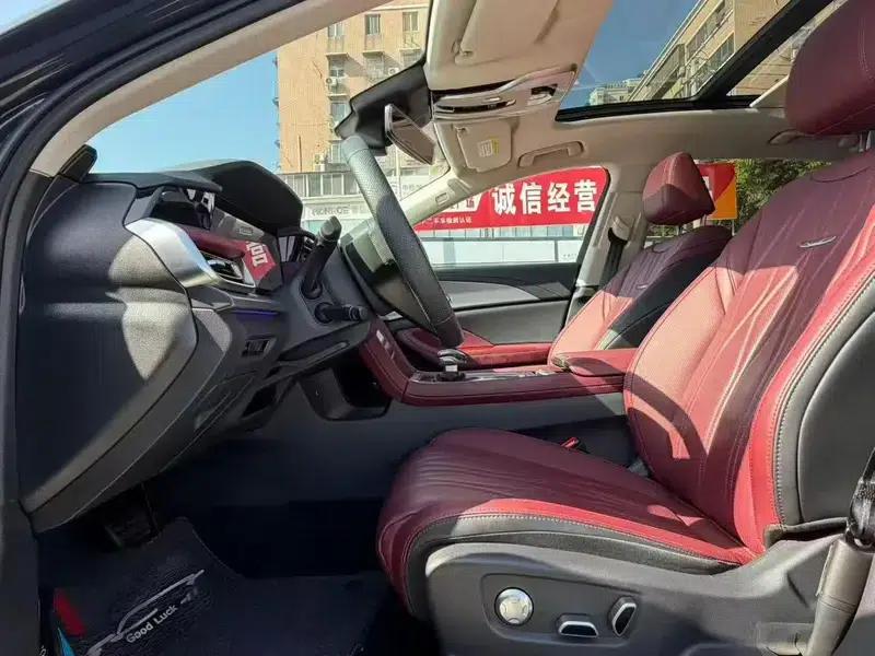 Hongqi H5 2024 2.0T Automatic Intelligent Flagship Edition — миниатюра 9
