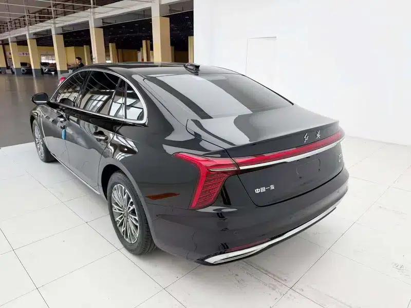 Hongqi H5 2023 2.0T Automatic Intelligent Flagship Edition — миниатюра 4