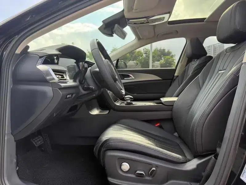 Hongqi H5 2023 2.0T Automatic Intelligent Flagship Edition — миниатюра 8