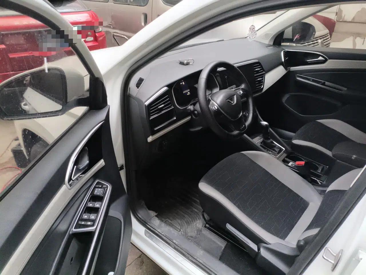 Jetta VS5 2023 280TSI Automatic Trend Edition — миниатюра 16