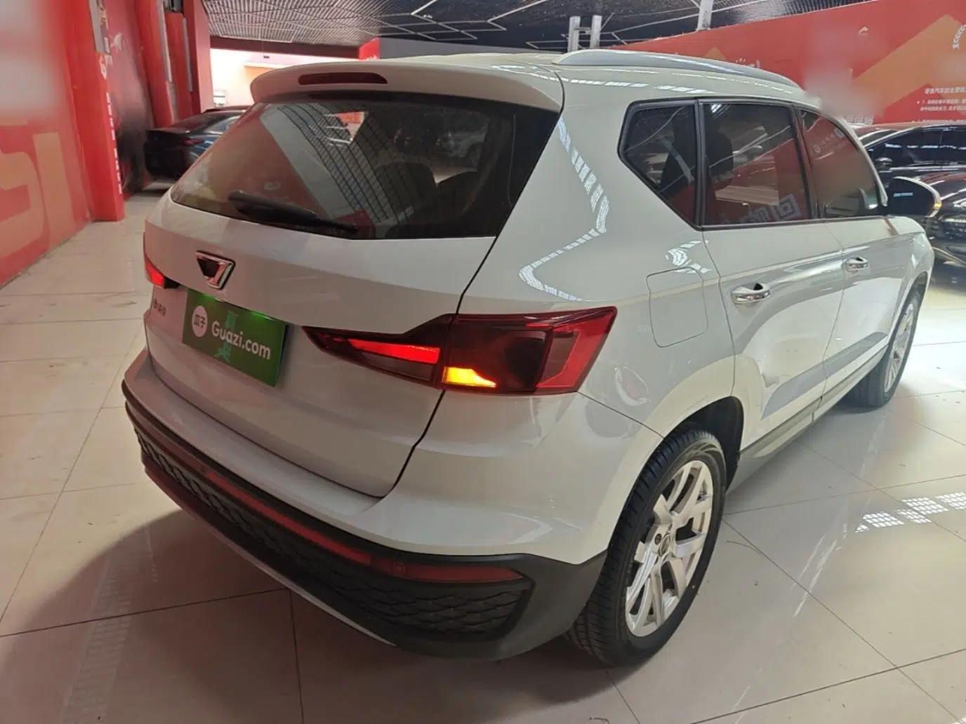 Jetta VS5 2023 280TSI Automatic Enjoyment Model — миниатюра 6