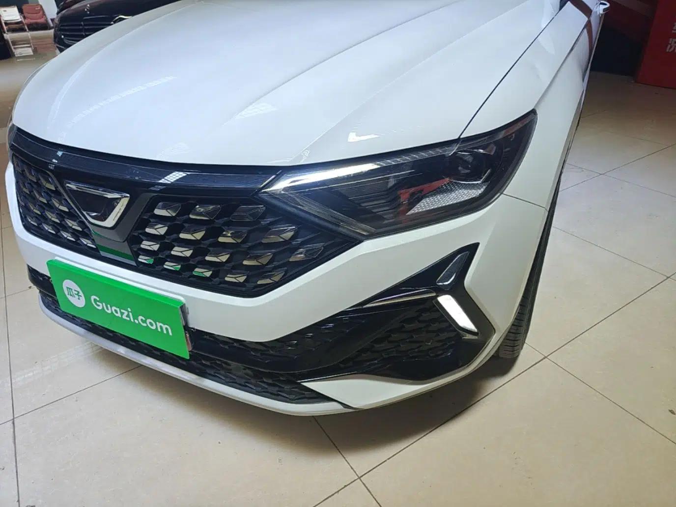 Jetta VS5 2023 280TSI Automatic Enjoyment Model — миниатюра 8