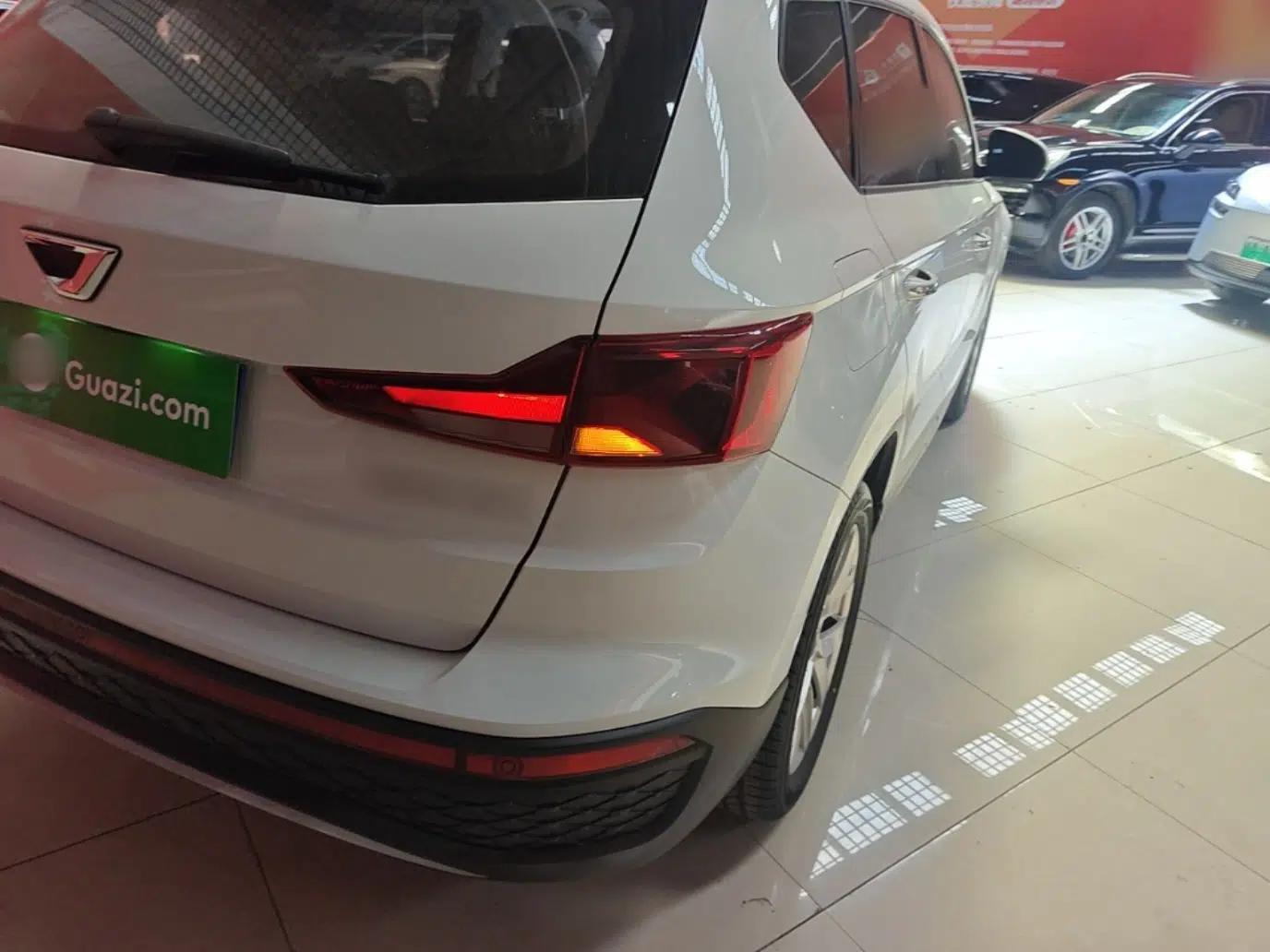 Jetta VS5 2023 280TSI Automatic Enjoyment Model — миниатюра 9
