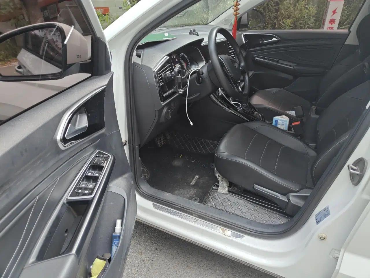 Jetta VS5 2022 280TSI Automatic Enjoyment Pro Trim — миниатюра 16