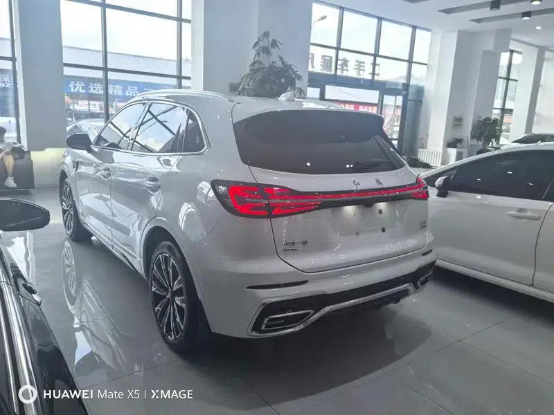 Hongqi HS5 2023 2.0T AWD Flagship Pro Edition — миниатюра 4