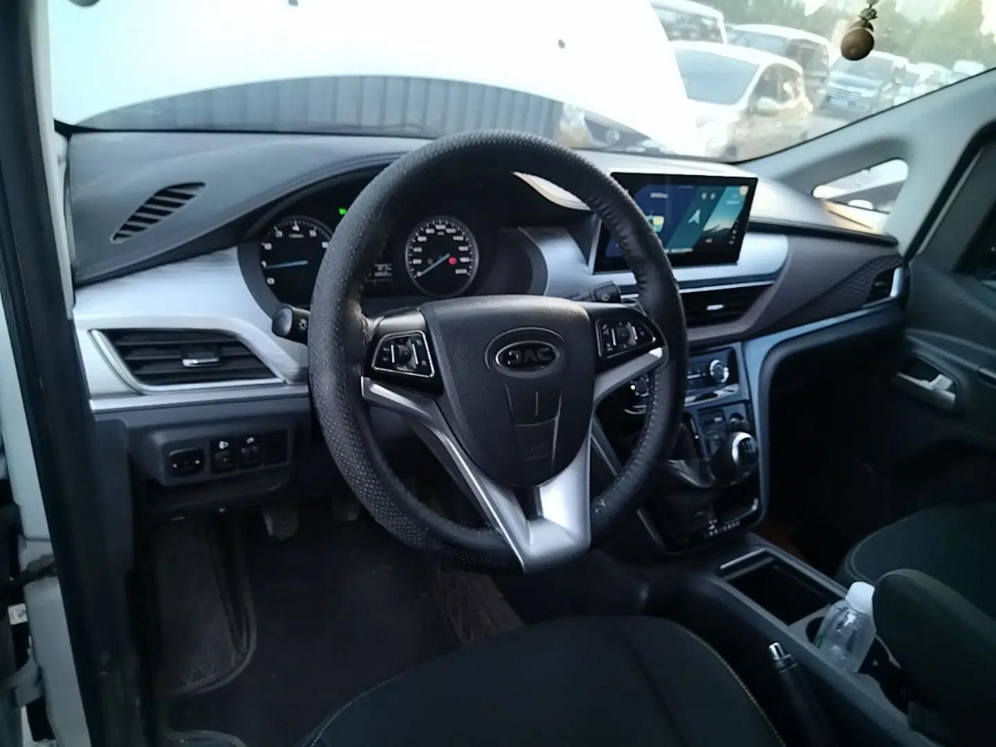 JAC Refine M3 2023 PLUS 1.5T 9-Seater Smart Connectivity Version — миниатюра 13