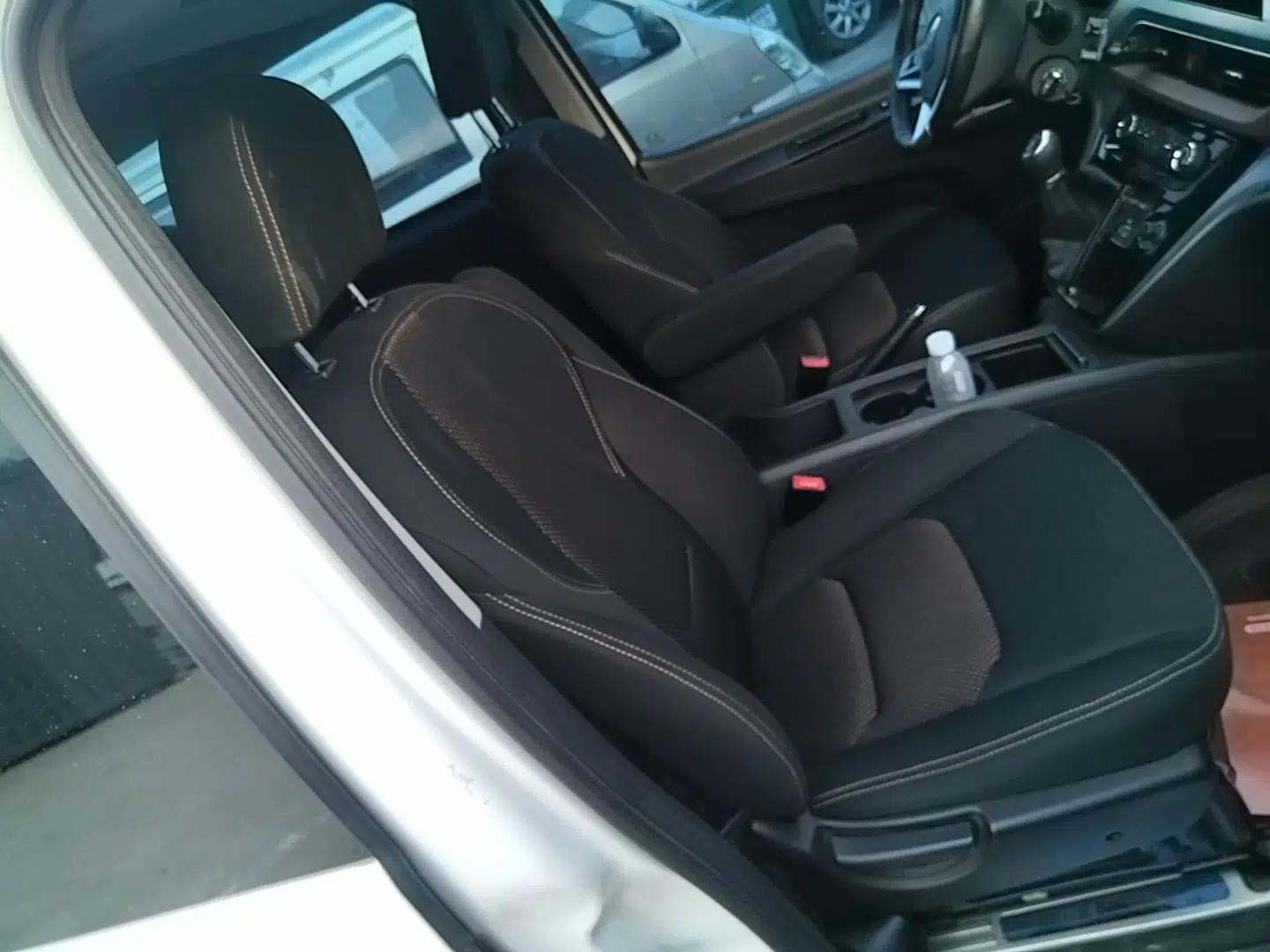 JAC Refine M3 2023 PLUS 1.5T 9-Seater Smart Connectivity Version — миниатюра 19