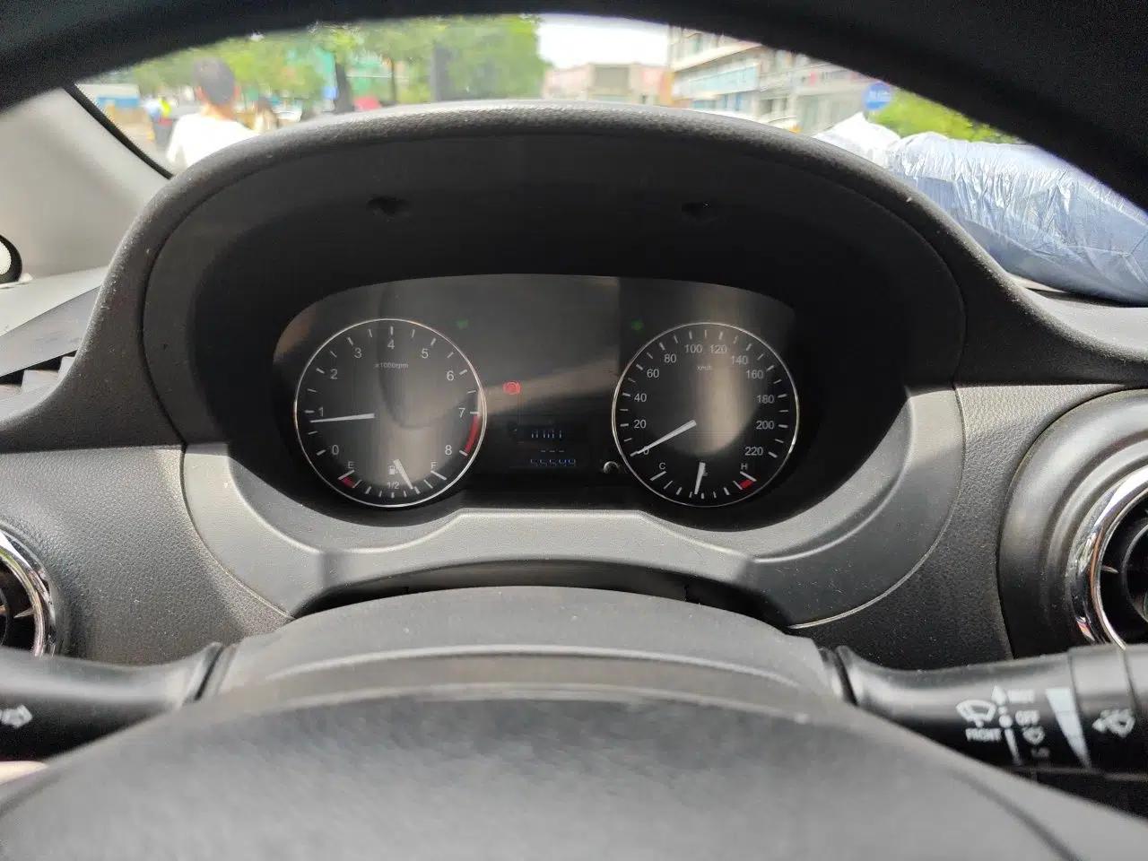 JAC Refine M3 2015 Maker Edition 1.6L Luxury Version — миниатюра 11